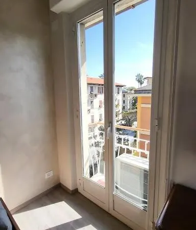 Apartment Centro A 1 Min Dal Mare Fino A 4 Ospiti